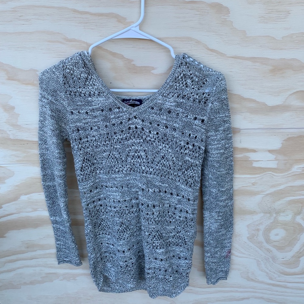gray sweater